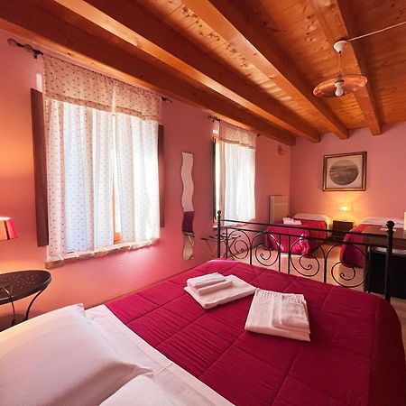 Agriturismo Corte Pellegrini سان مارتينو بون ألبرغو المظهر الخارجي الصورة