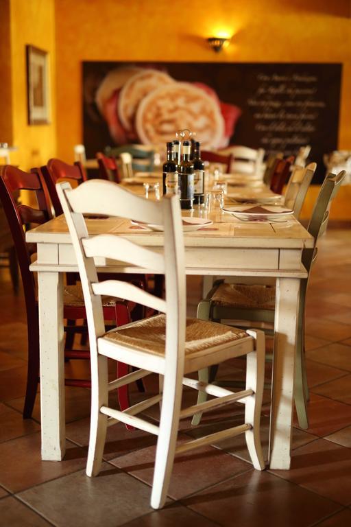 Agriturismo Corte Pellegrini سان مارتينو بون ألبرغو المظهر الخارجي الصورة