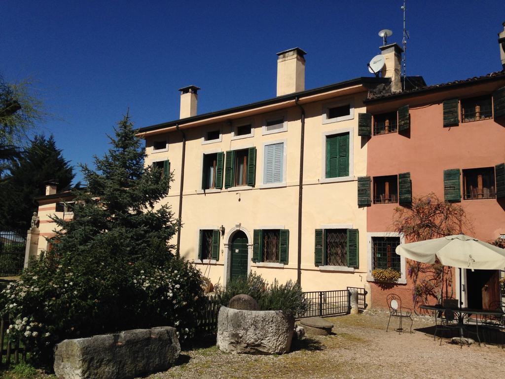 Agriturismo Corte Pellegrini سان مارتينو بون ألبرغو المظهر الخارجي الصورة