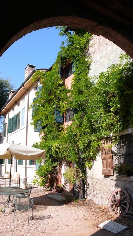 Agriturismo Corte Pellegrini سان مارتينو بون ألبرغو المظهر الخارجي الصورة